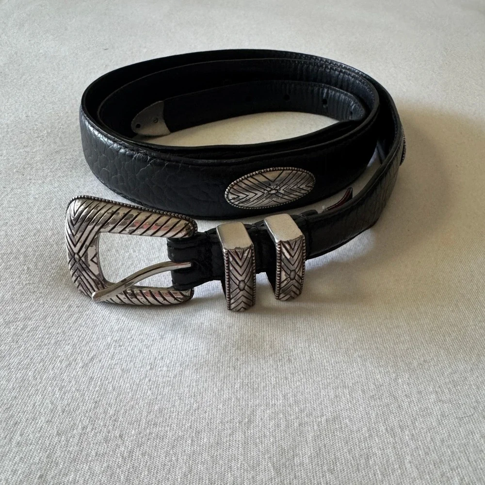 Roundtree&Yorke Concho Belt 42 Italian Full Grain Calfskin Black Leather Western